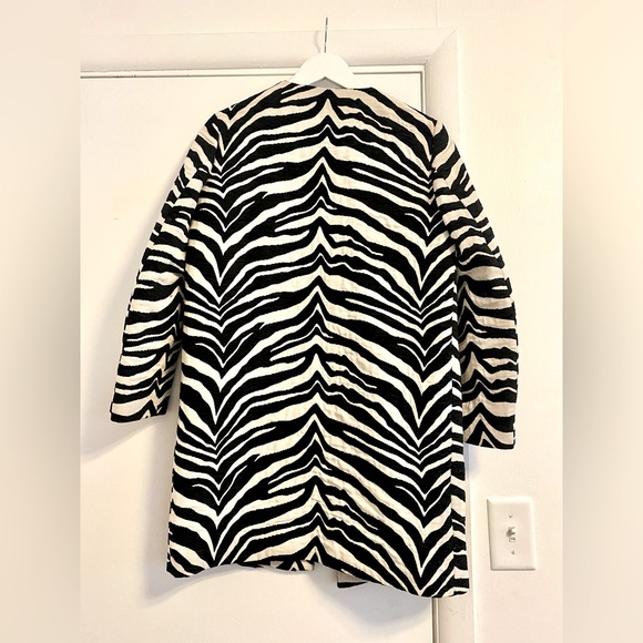 ZARA ZEBRA PRINT COAT - Picture 8 of 9